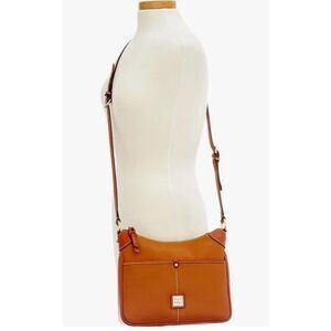 ✨Dooney & Bourke Pebble Grain Kimberly Crossbody✨